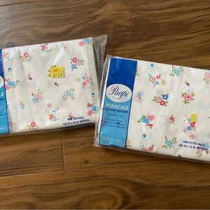 Vintage Pacifica Miracale Floral Twin Sheet Set One Fitted and One Flat NOS